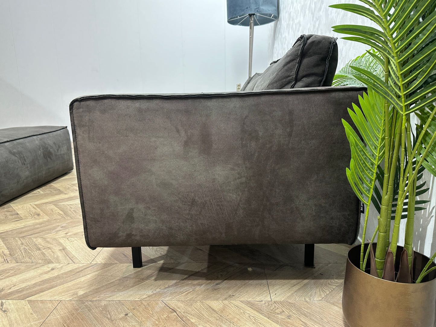 Be Pure Antraciet Suède Lederen 3-Zits Bank Inc Hocker ~ Losse Kussens Met Afneembare Hoezen