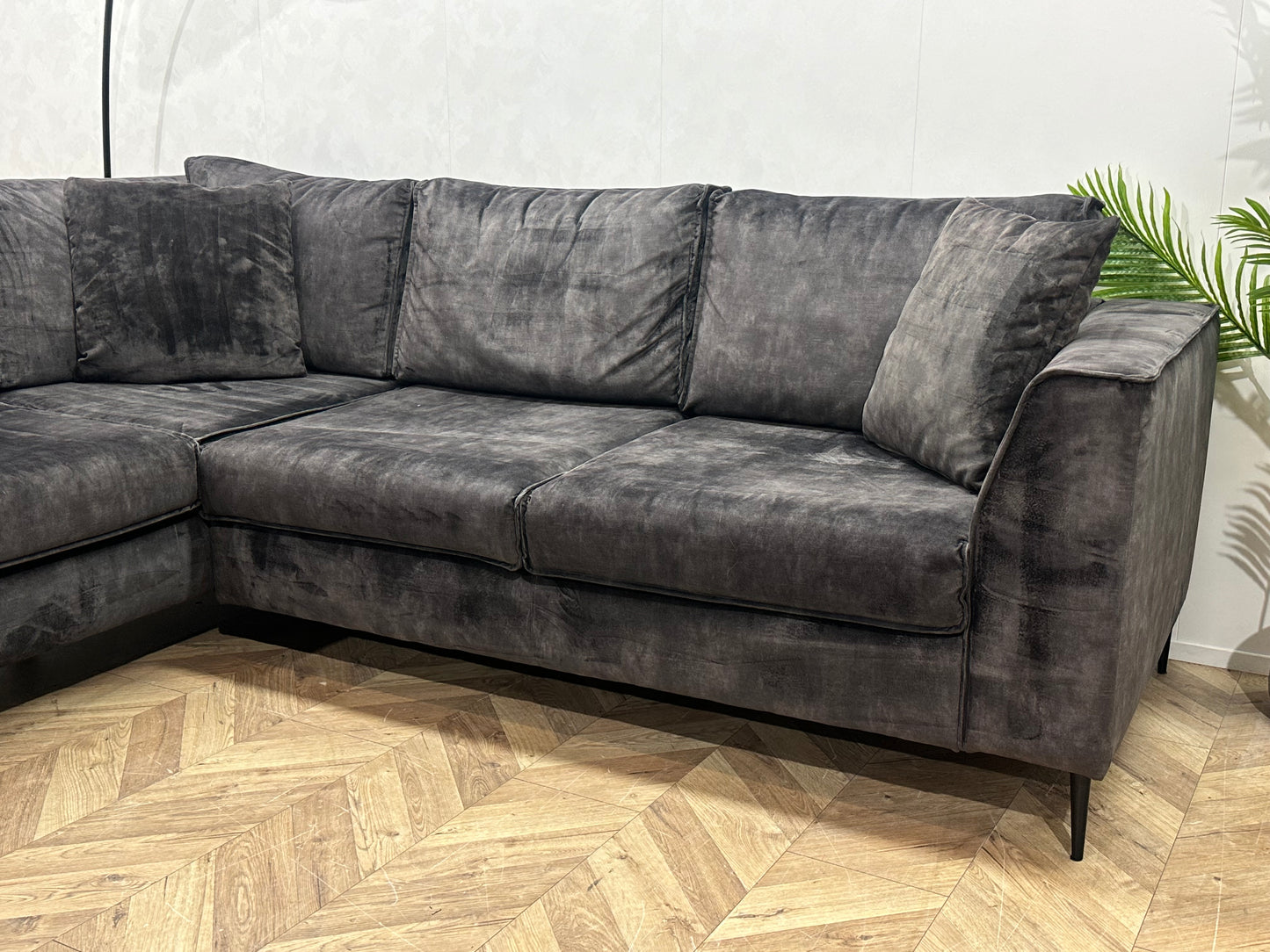 Antraciet Velvet Hoekbank ~ Losse Kussens Met Afneembare Hoezen