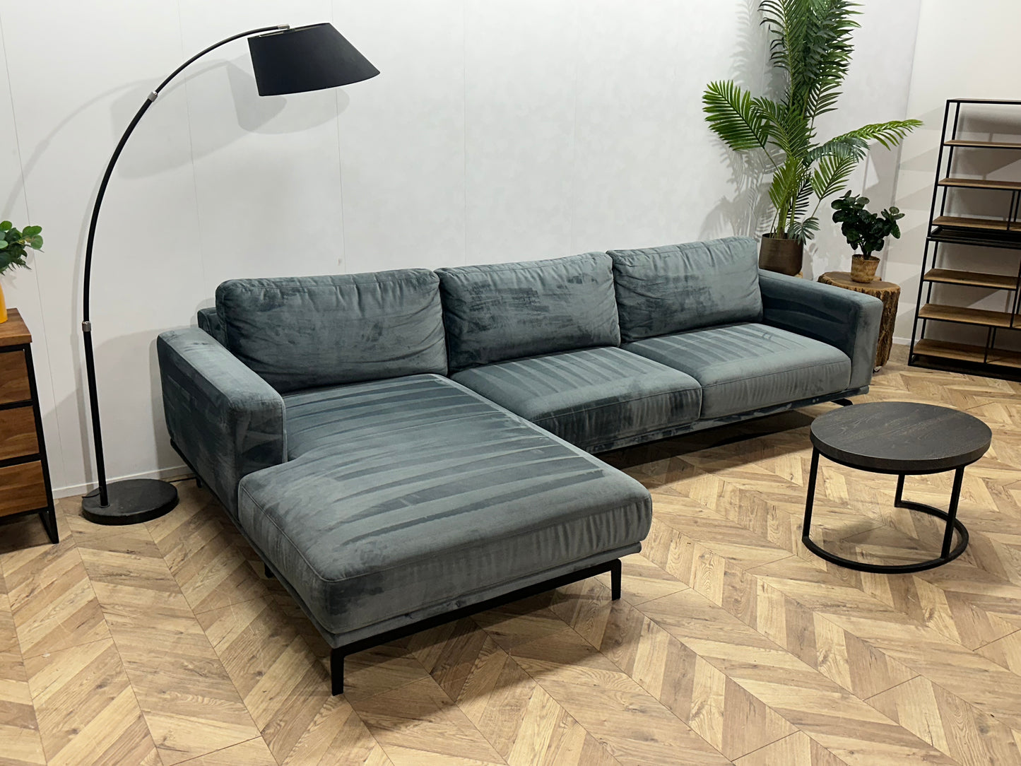 Blauwe Velvet Hoekbank ~ Losse Rugkussens Met Afneembare Hoezen