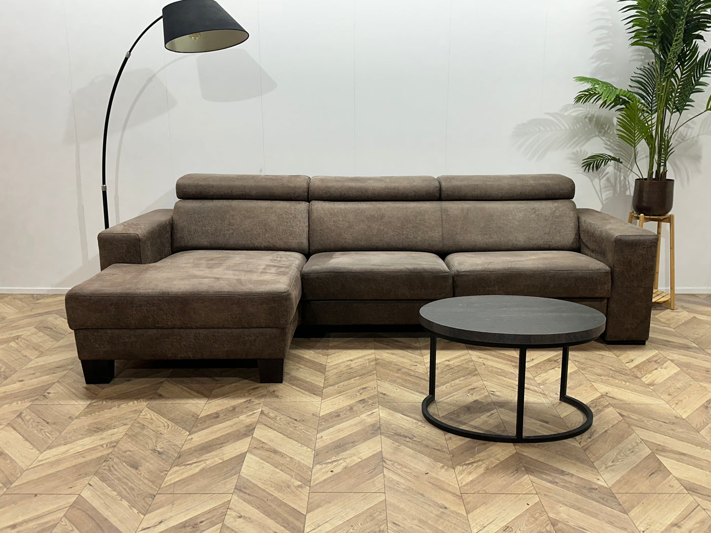 In.House Bruine Suède Stoffen Hoekbank ~ Verstelbare Hoofdsteunen