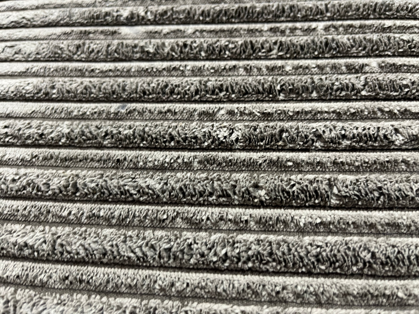 Ruime Taupe Ribstof Hoekbank