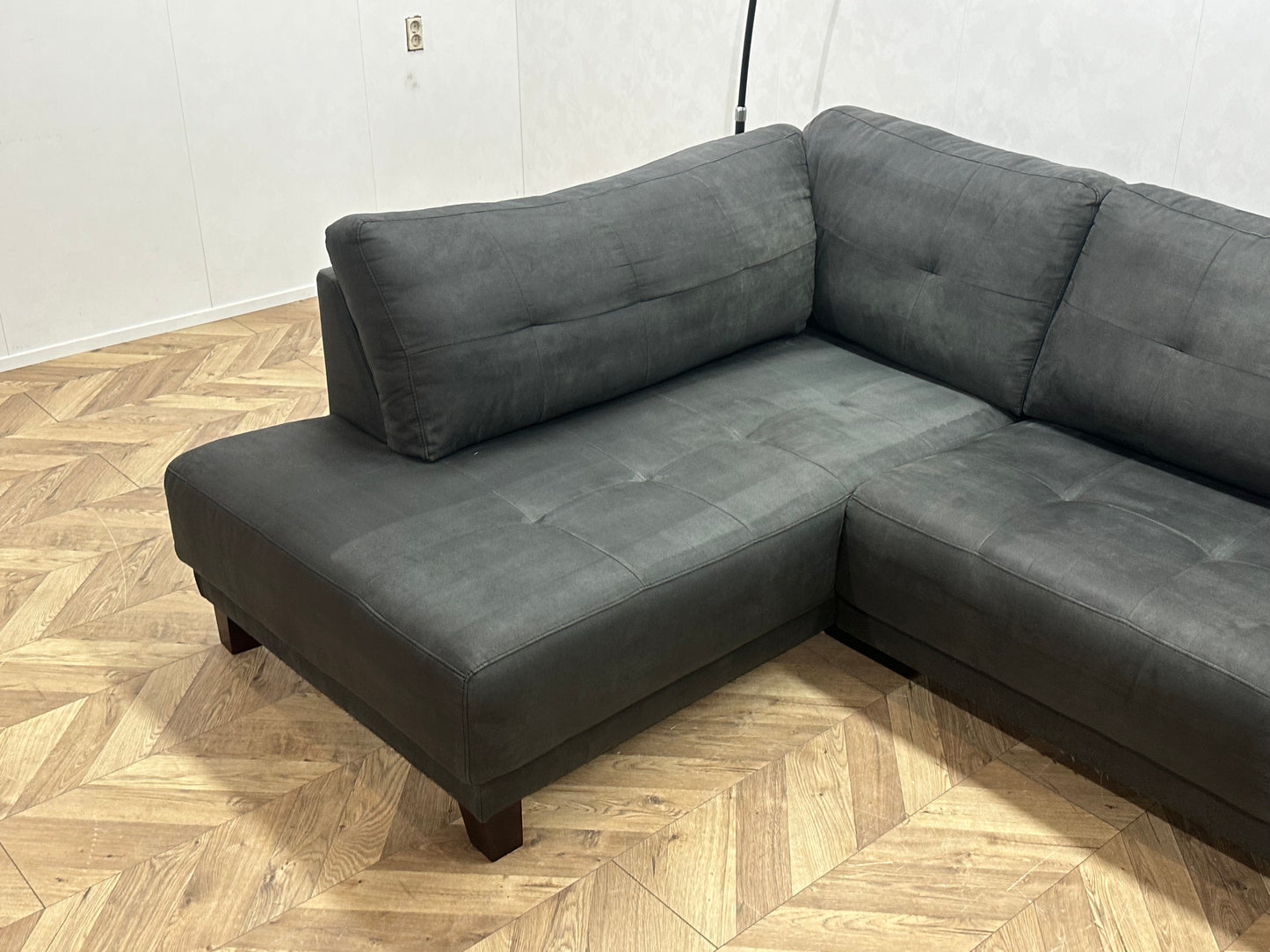 V.I.P. Seats Antraciet Suède Lederen Hoekbank ~ Losse Rugkussens Met Afneembare Hoezen