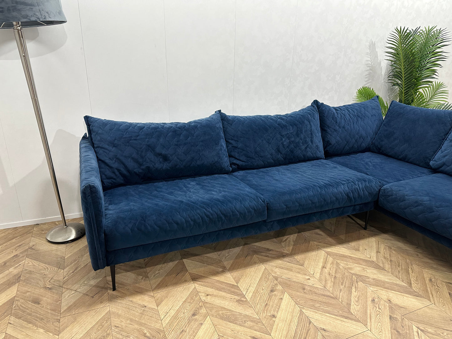 Donker Blauwe Velvet Hoekbank ~ Nieuwstaat
