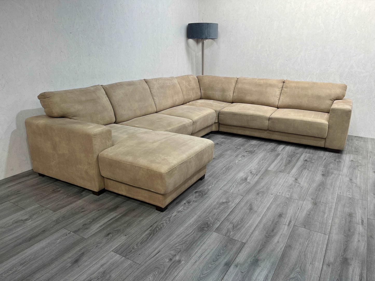 Beige / Crème U Bank ~ Nieuwstaat
