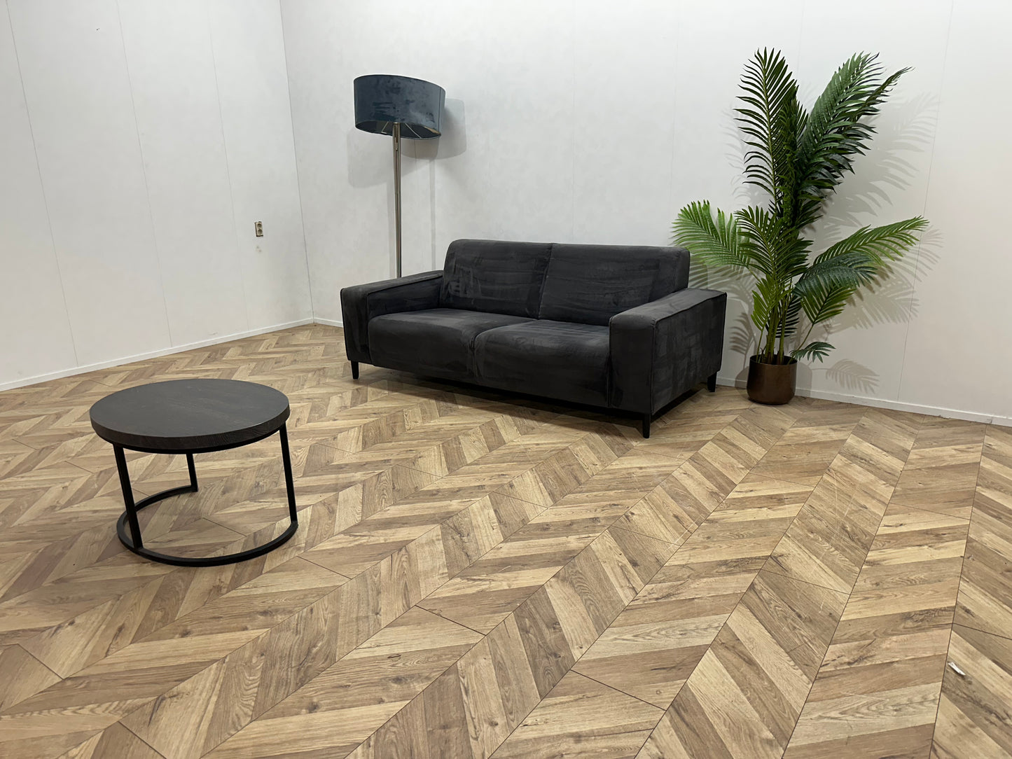 Antraciet Velvet 2.5-Zits Bank ~ Vaste Kussens