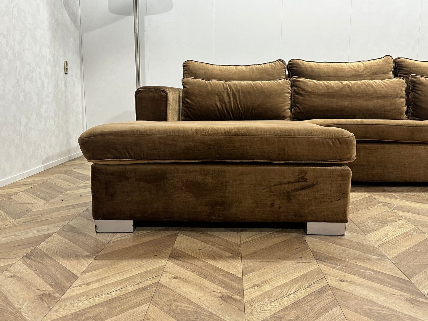 Bruine/Gouden Velvet U Bank ~ Losse Kussens Met Afneembare Hoezen