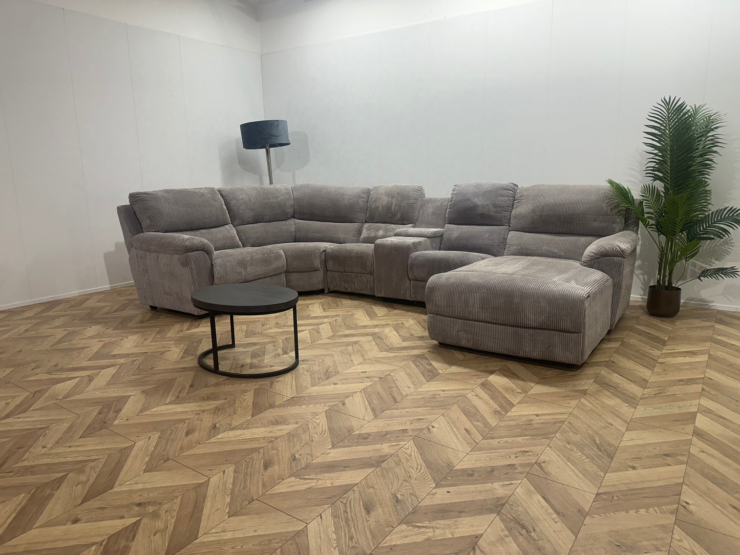Licht Grijze Ribstof U Bank ~ Relaxfunctie ~ Kleine Opbergruimte ~ Nieuwstaat
