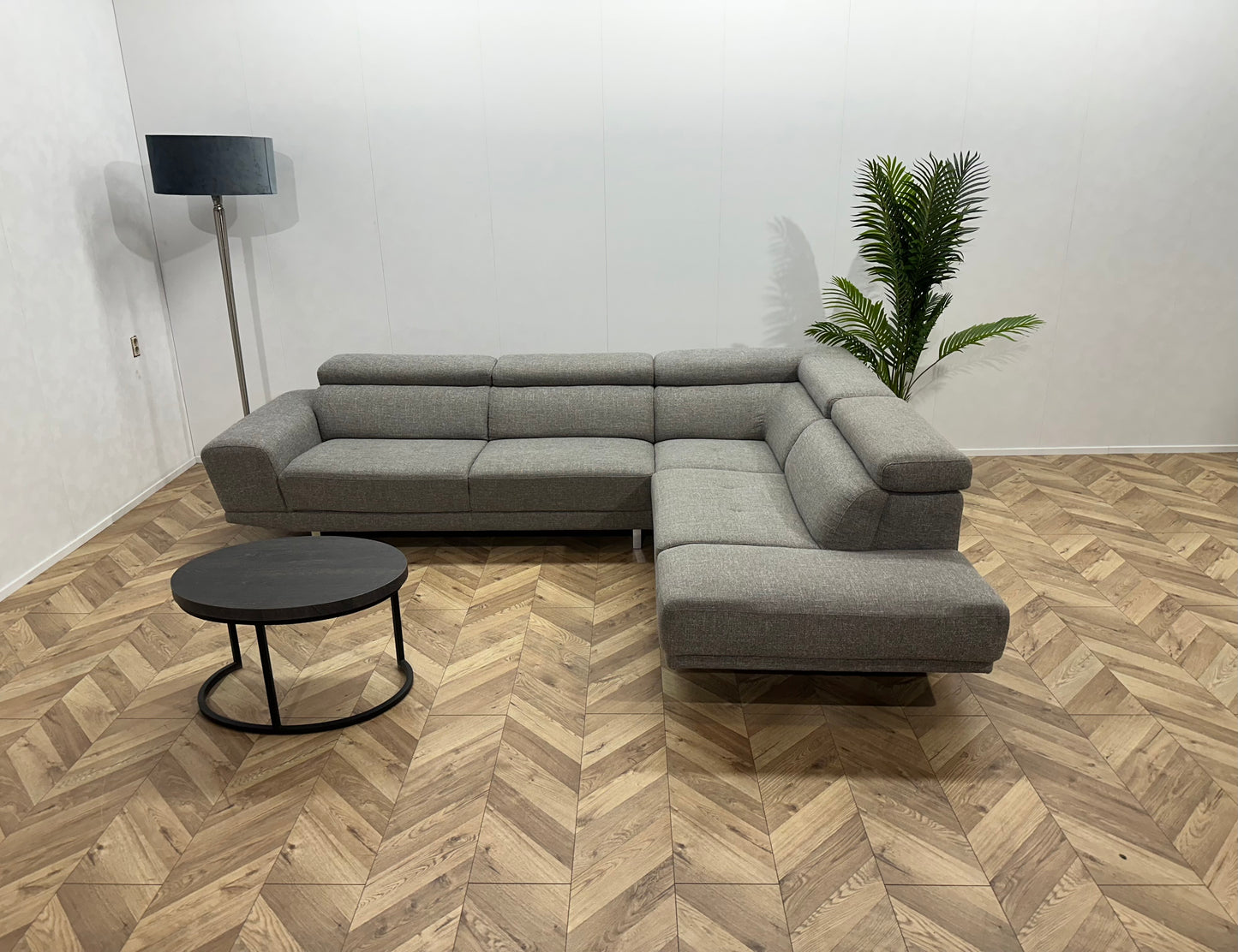 Licht Grijze Design Hoekbank ~ Verstelbare Hoofdsteunen