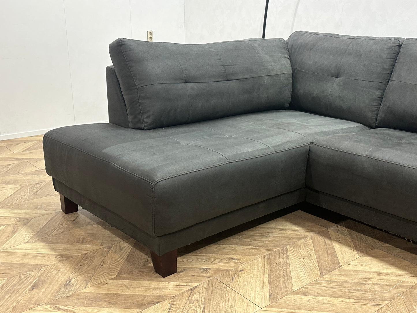 V.I.P. Seats Antraciet Suède Lederen Hoekbank ~ Losse Rugkussens Met Afneembare Hoezen