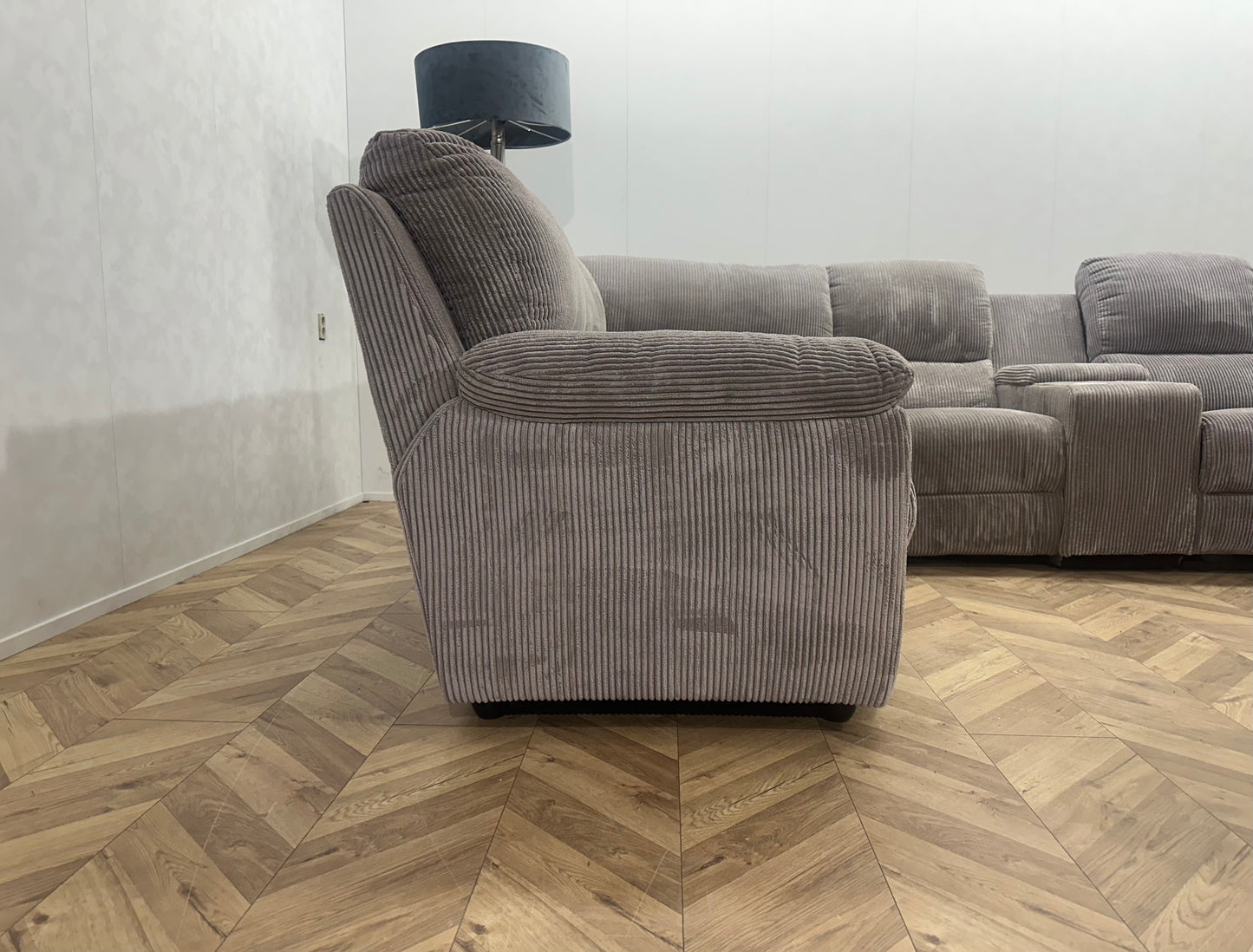 Licht Grijze Ribstof U Bank ~ Relaxfunctie ~ Kleine Opbergruimte ~ Nieuwstaat