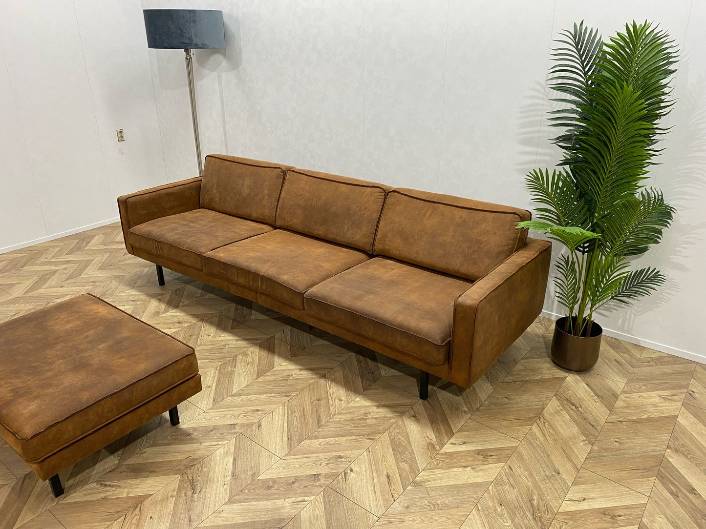 Cognac Bruine 3-Zits Bank Inc. Hocker