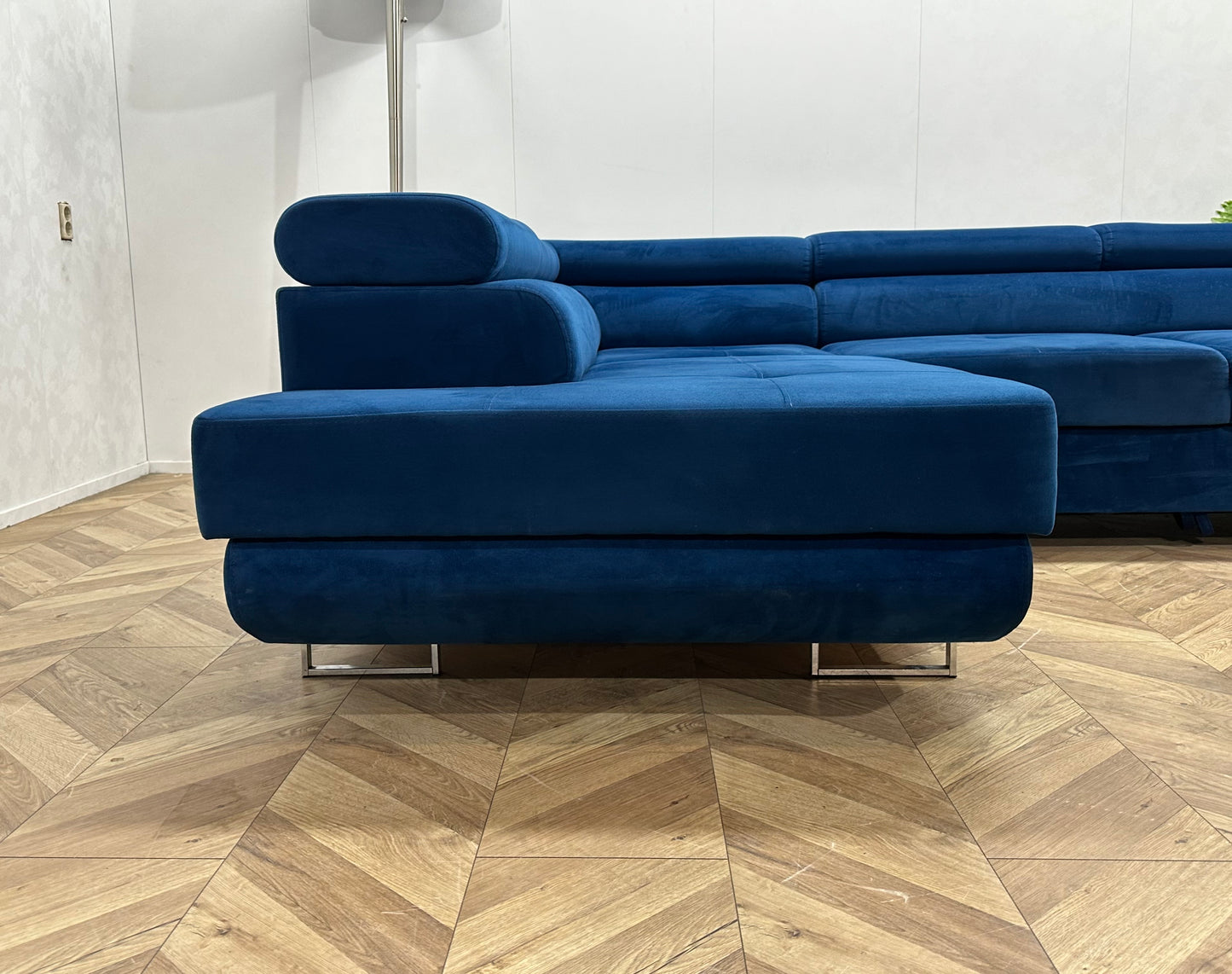 Blauwe Velvet Hoekbank ~ Slaapfunctie ~ Opbergruimte ~ Nieuwstaat