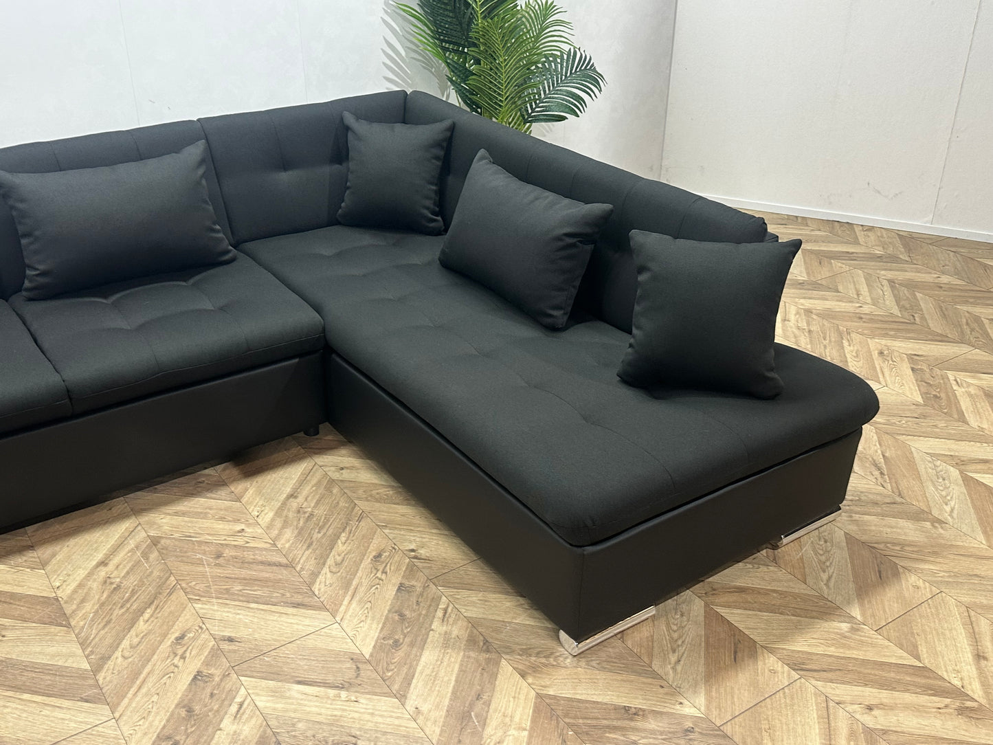 !Showroommodel! Antraciet/Zwarte Stoffen/Lederen U Bank