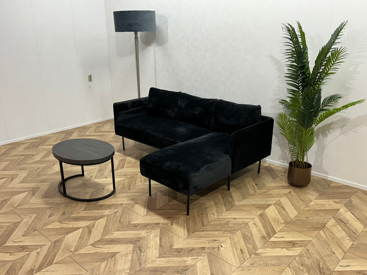Zwarte Velvet Hoekbank ~ Losse Kussens Met Afneembare Hoezen