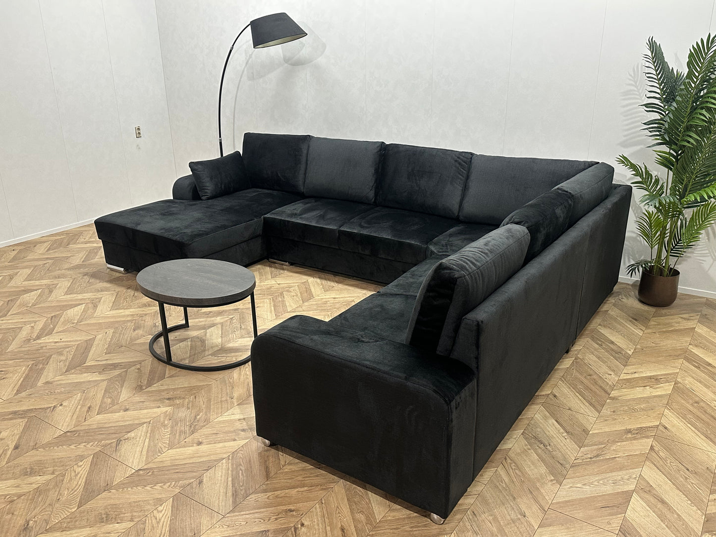 !Showroommodel! Zwart Velvet U Bank
