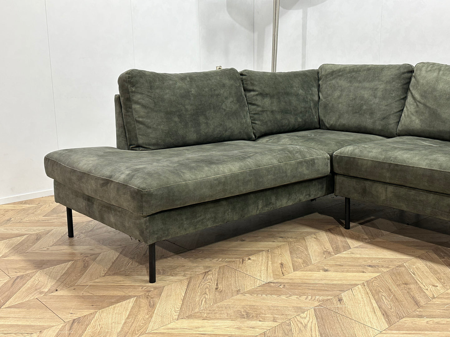 Groene Velvet Hoekbank ~ Losse Kussens Met Afneembare Hoezen