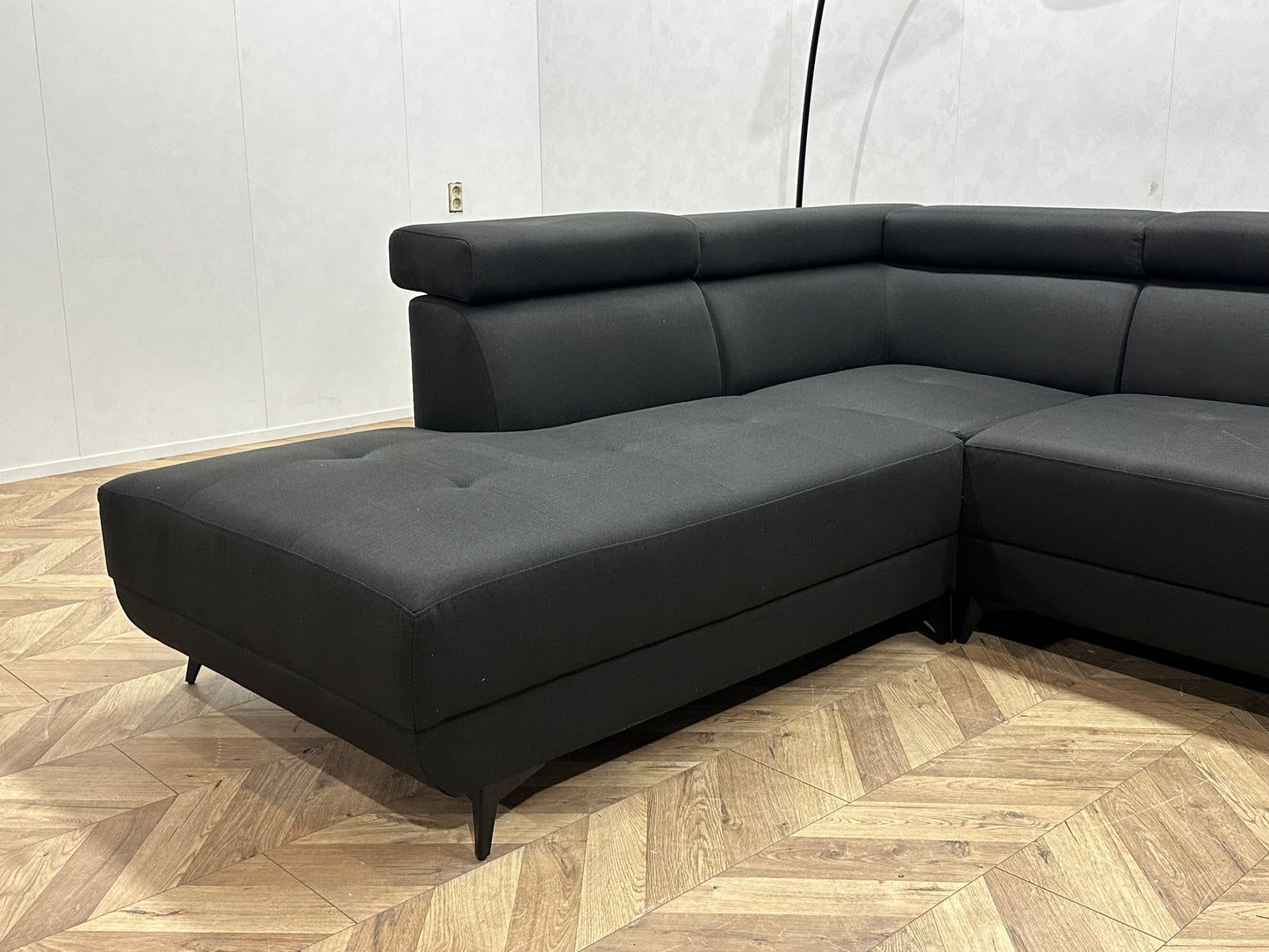 !Showroommodel! Zwart Hoekbank ~ Verstelbare Hoofdsteunen