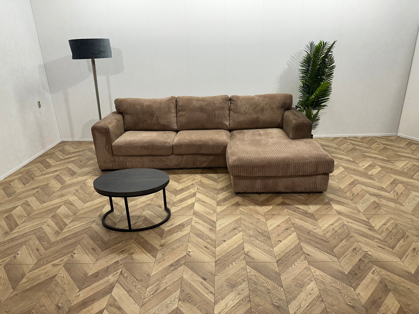 Beige Ribstof Hoekbank ~ Losse Rugkussens Met Afneembare Hoezen