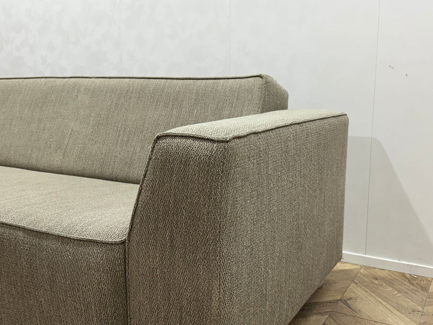 Goossens Beige Hoekbank ~ Vaste Kussens