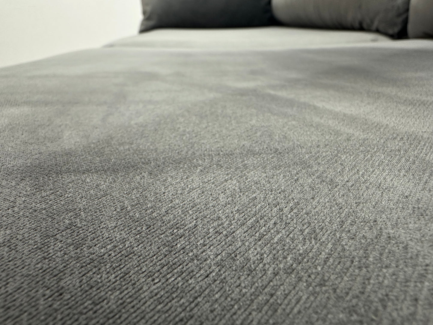 Grijze Velvet 2.5-Zits Bank ~ Losse Kussens Met Afneembare Hoezen