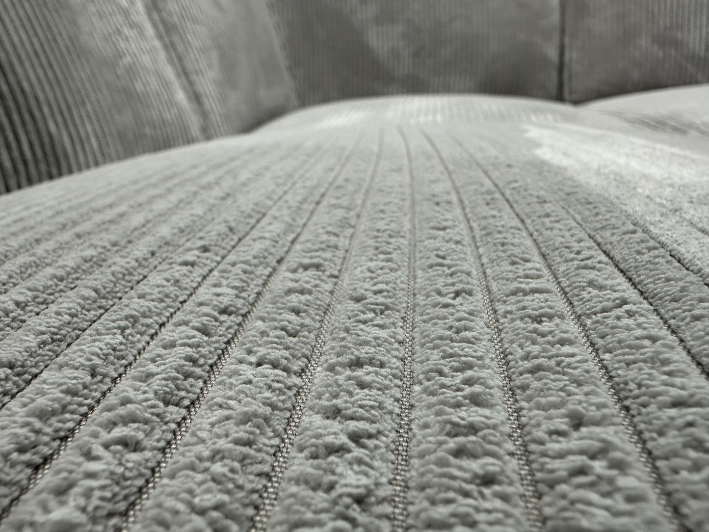 !Showroommodel! Licht Grijze Ribstof Hoekbank