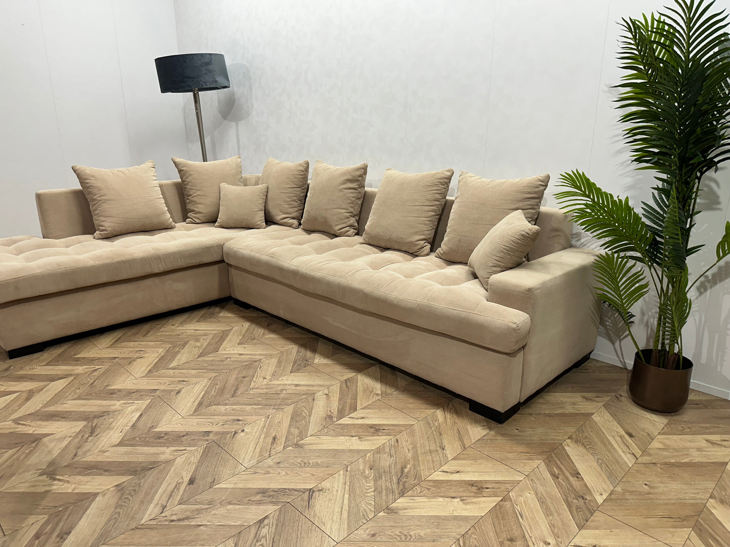 Beige Hoekbank ~ Losse Kussens Met Afneembare Hoezen