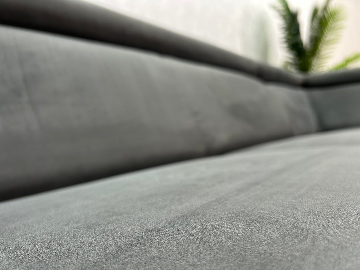 Grijze Suéde Leren Hoekbank ~ Verstelbare Hoofdsteunen