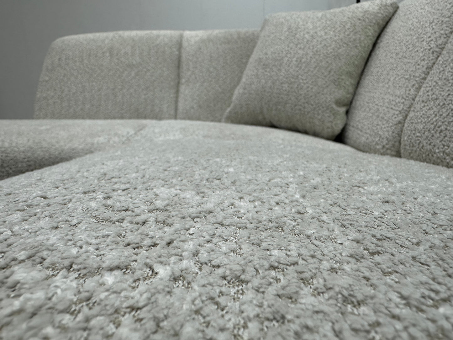 !Showroommodel! Crème Bouclé Hoekbank