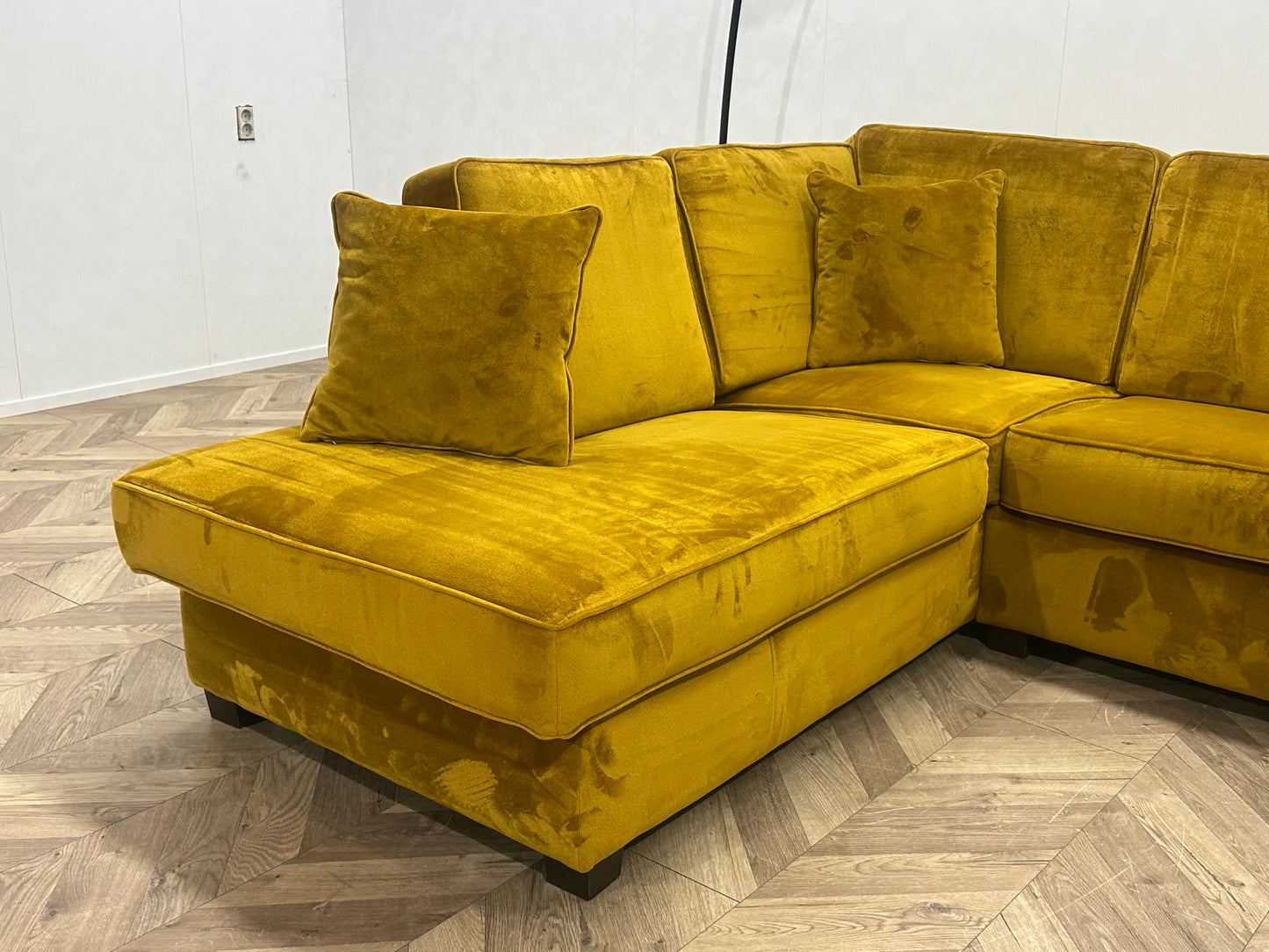Gele Velvet Hoekbank ~ Nieuwstaat