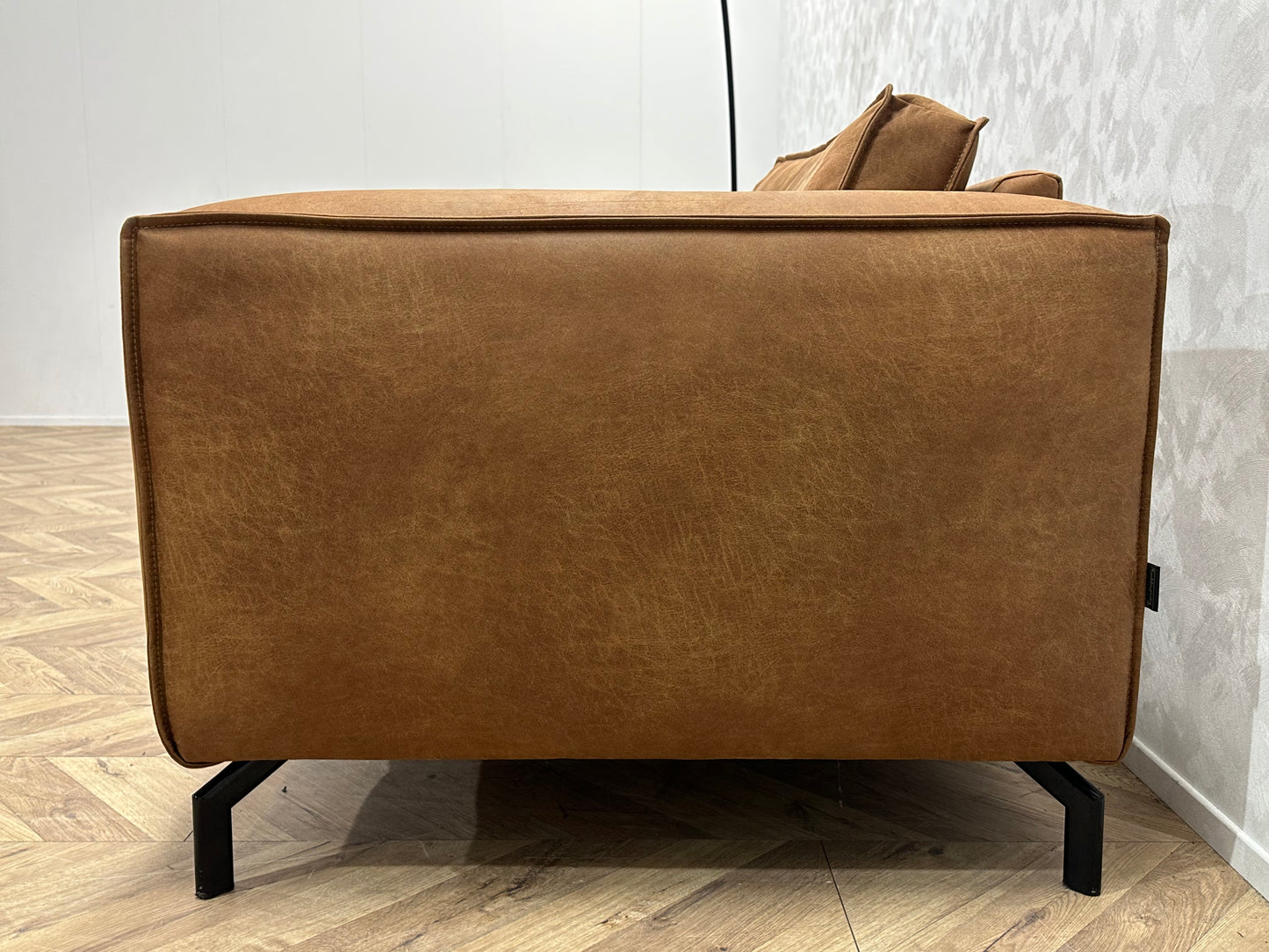 Trendhopper Cognac Bruine Suède Lederen 2.5-Zits Bank ~ Losse Rugkussens Met Afneembare Hoezen