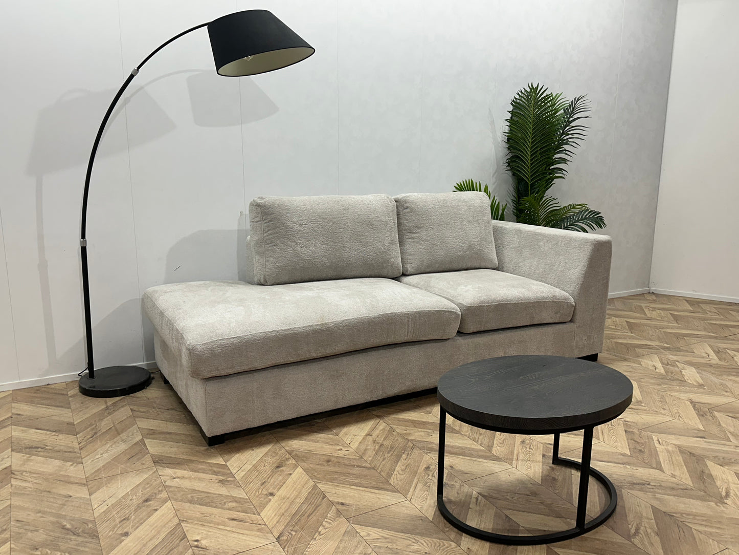 Witte Bouclé Design Bank ~ Losse Kussens Met Afneembare Hoezen