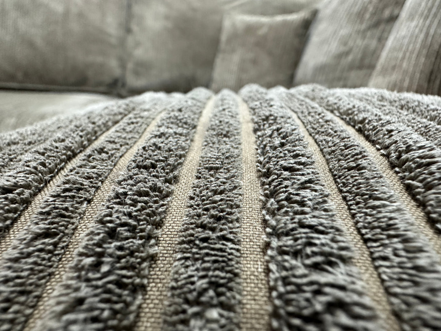 Bruine Ribstof Hoekbank ~ Losse Kussens Met Afneembare Hoezen