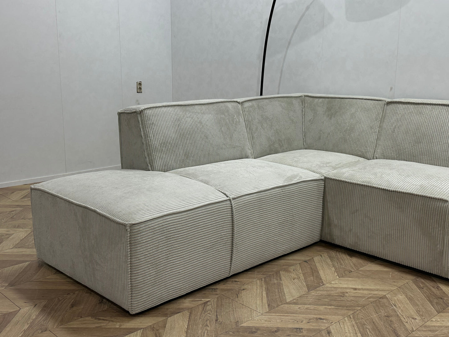 !Showroommodel! Witte Ribstof Hoekbank
