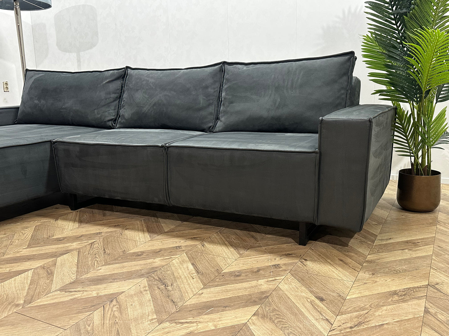 Donker Blauwe Suede Lederen Hoekbank ~ Losse Rugkussens Met Afneembare Hoezen