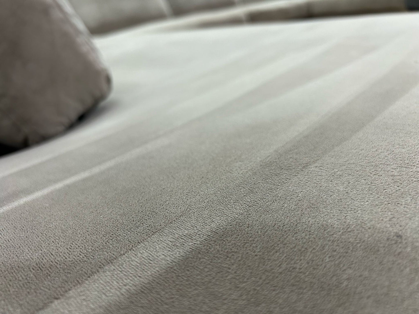 Beige Velvet U Bank ~ Losse Kussens Met Afneembare Hoezen