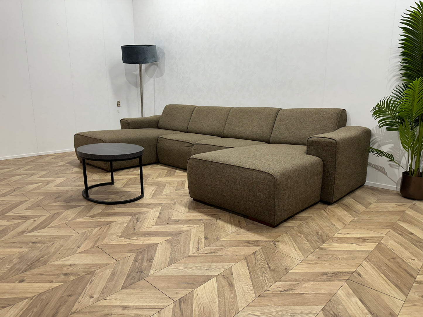 IN.HOUSE Bruine U Bank ~ Vaste Kussens