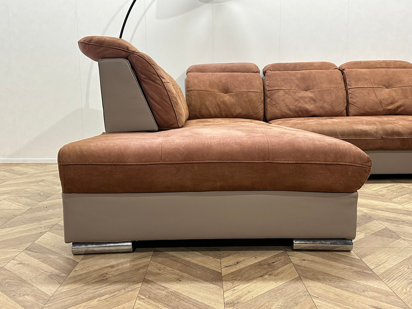 Cognac Bruine/Grijze Suède Stoffen/Lederen U Bank ~ Opbergruimte ~ Verstelbare Rug/Hoofdsteunen