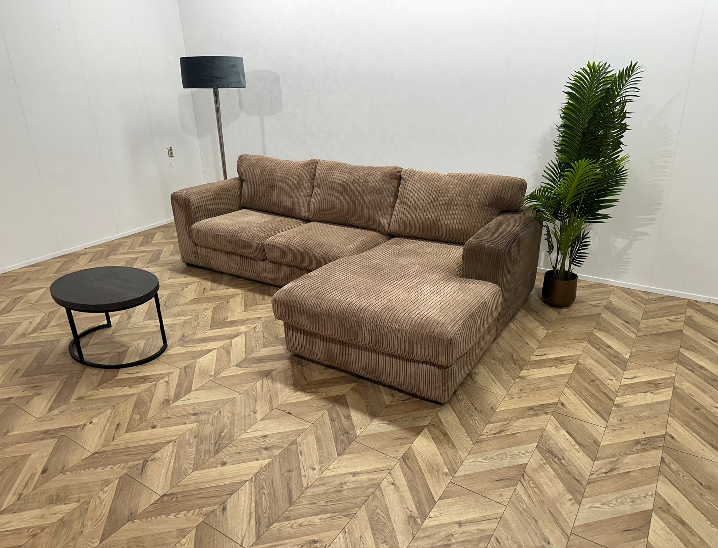 Beige Ribstof Hoekbank ~ Losse Rugkussens Met Afneembare Hoezen