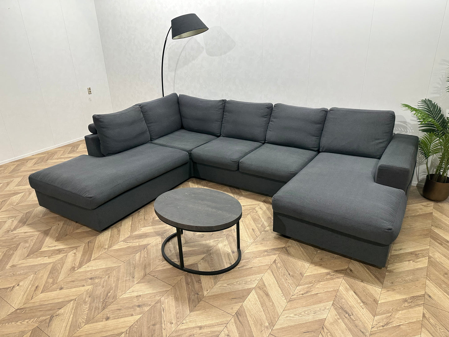 Grijze U Bank ~ Losse Kussens Met Afneembare Hoezen