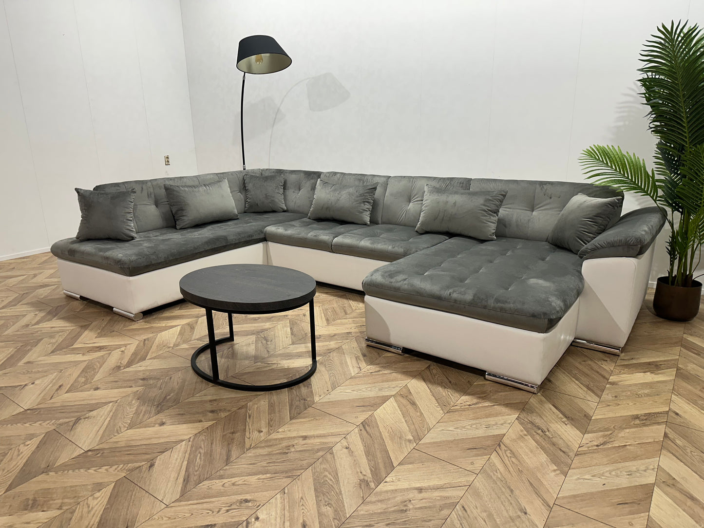 !Showroommodel! Wit/Grijze Lederen Velvet U Bank