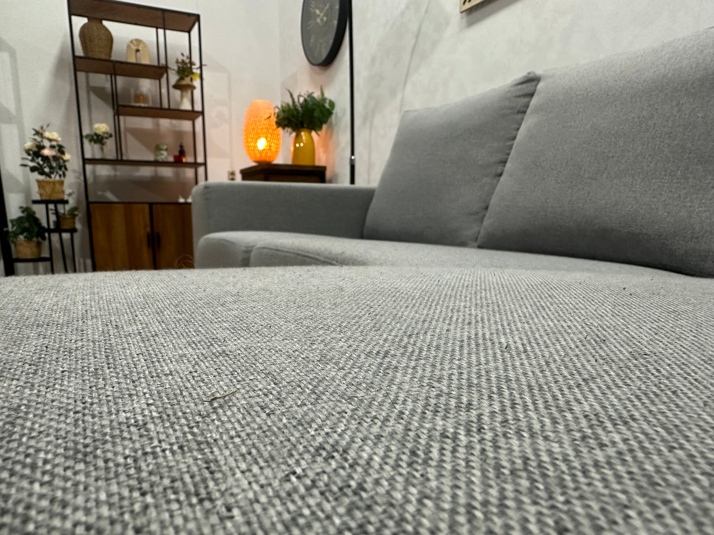 Licht Grijze Hoekbank ~ Losse Kussens Met Afneembare Hoezen