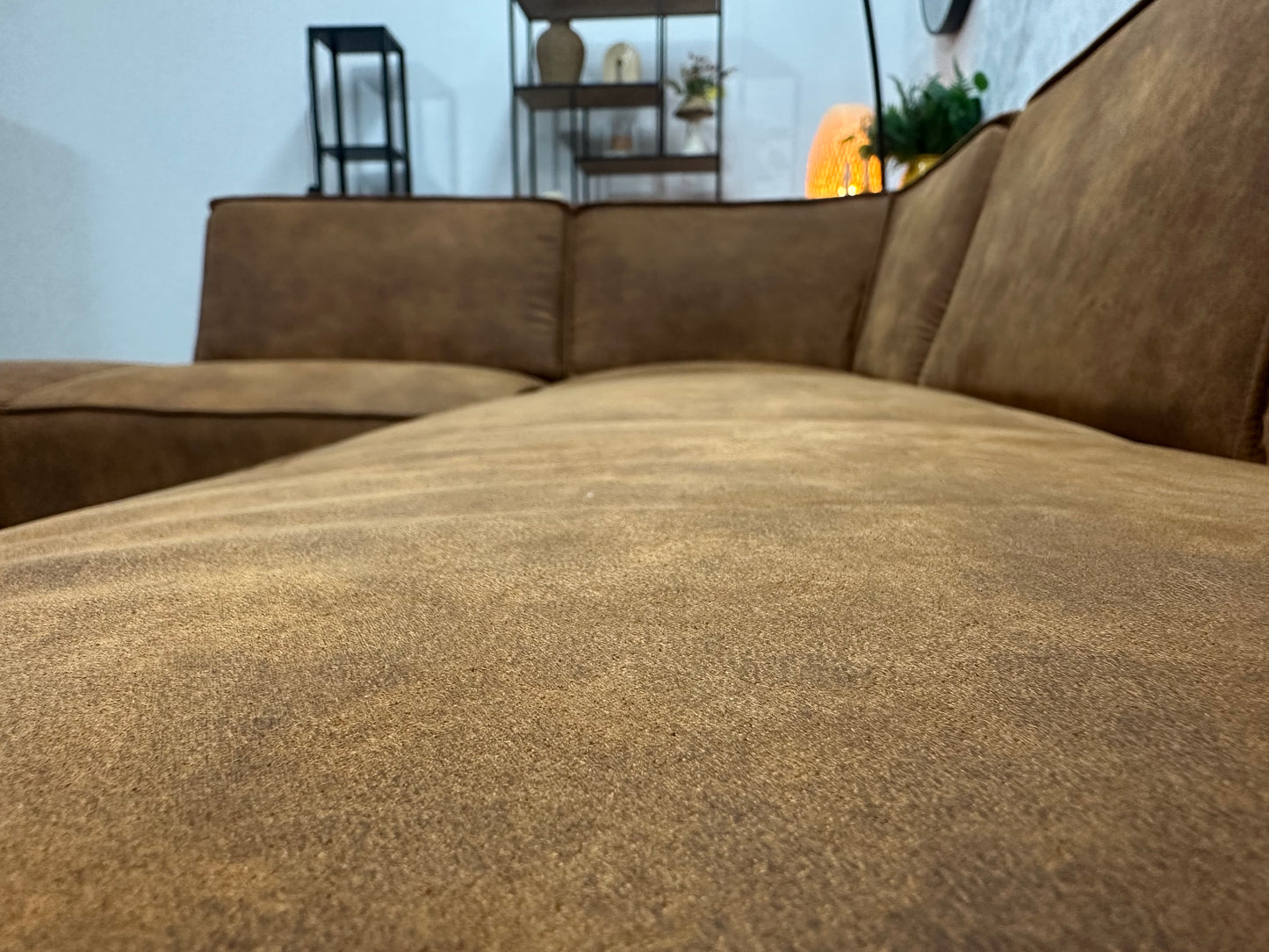 !Showroommodel! Cognac Bruine Suède Stoffen Hoekbank