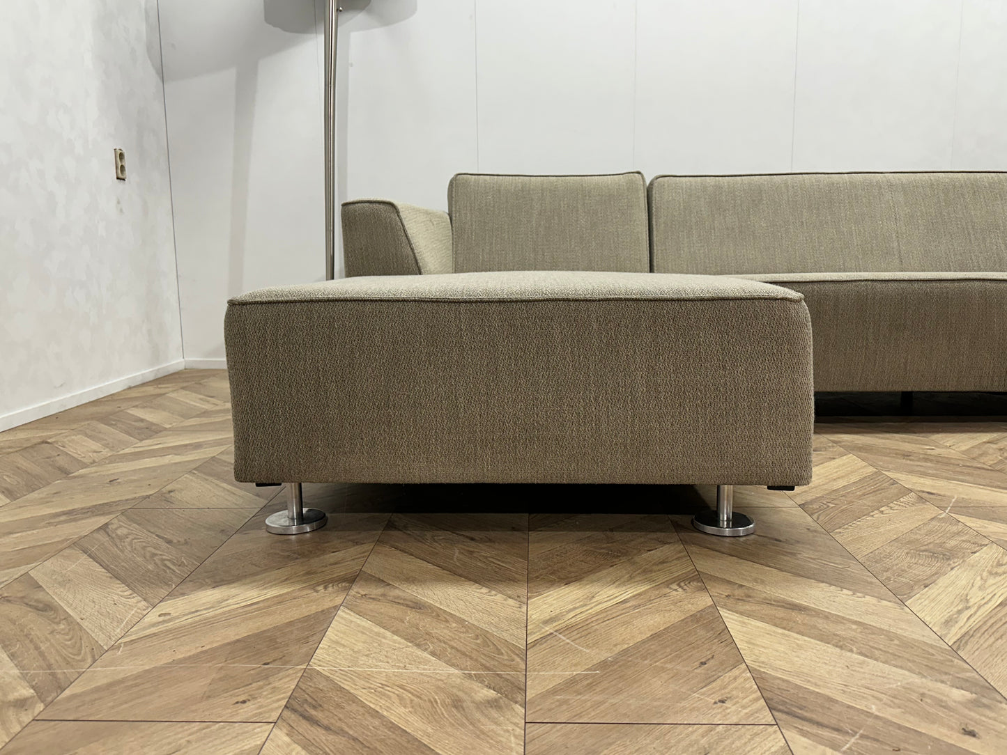 Goossens Beige Hoekbank ~ Vaste Kussens