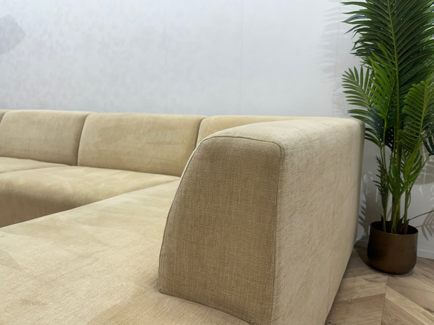 Montèl Beige Ruime U Bank ~ Vaste Kussens