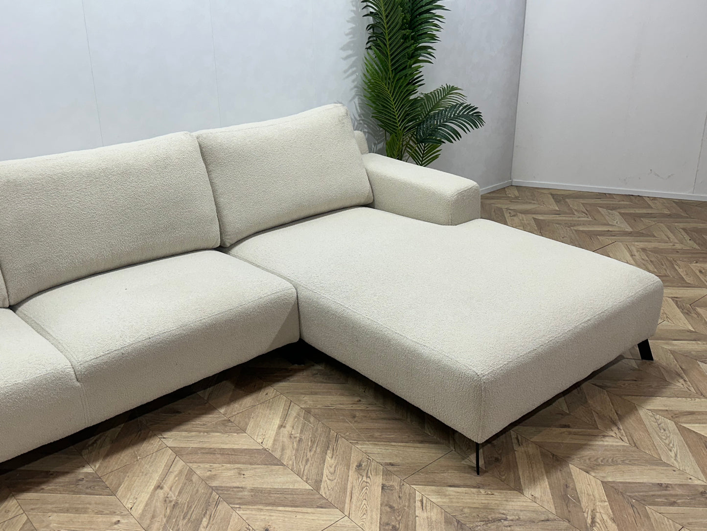 !Showroommodel! Crème Bouclé Stoffen Hoekbank