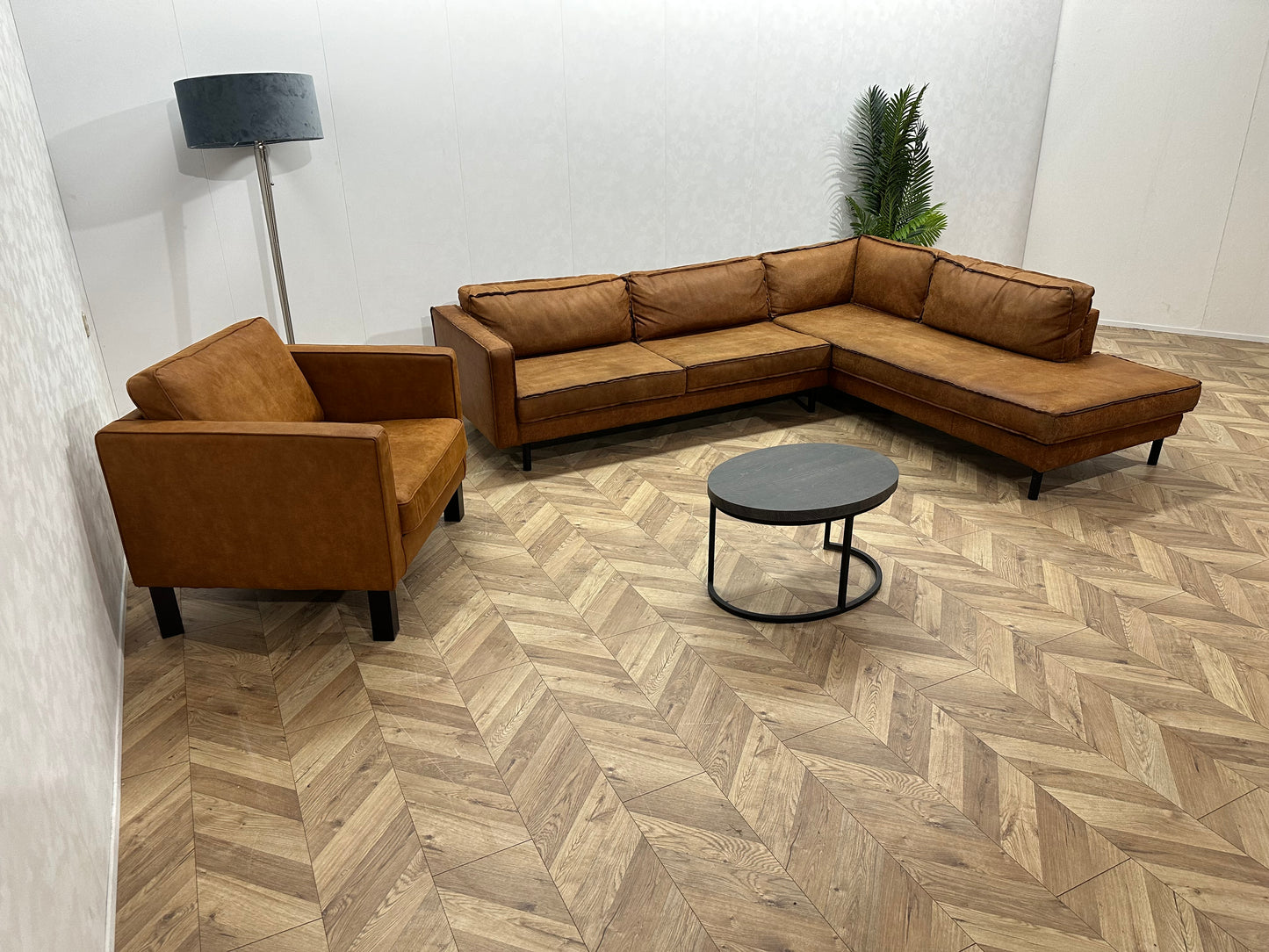 Cognac Bruine Suède Lederen Hoekbank Inc Fauteuil ~ Losse Kussens Met Afneembare Hoezen
