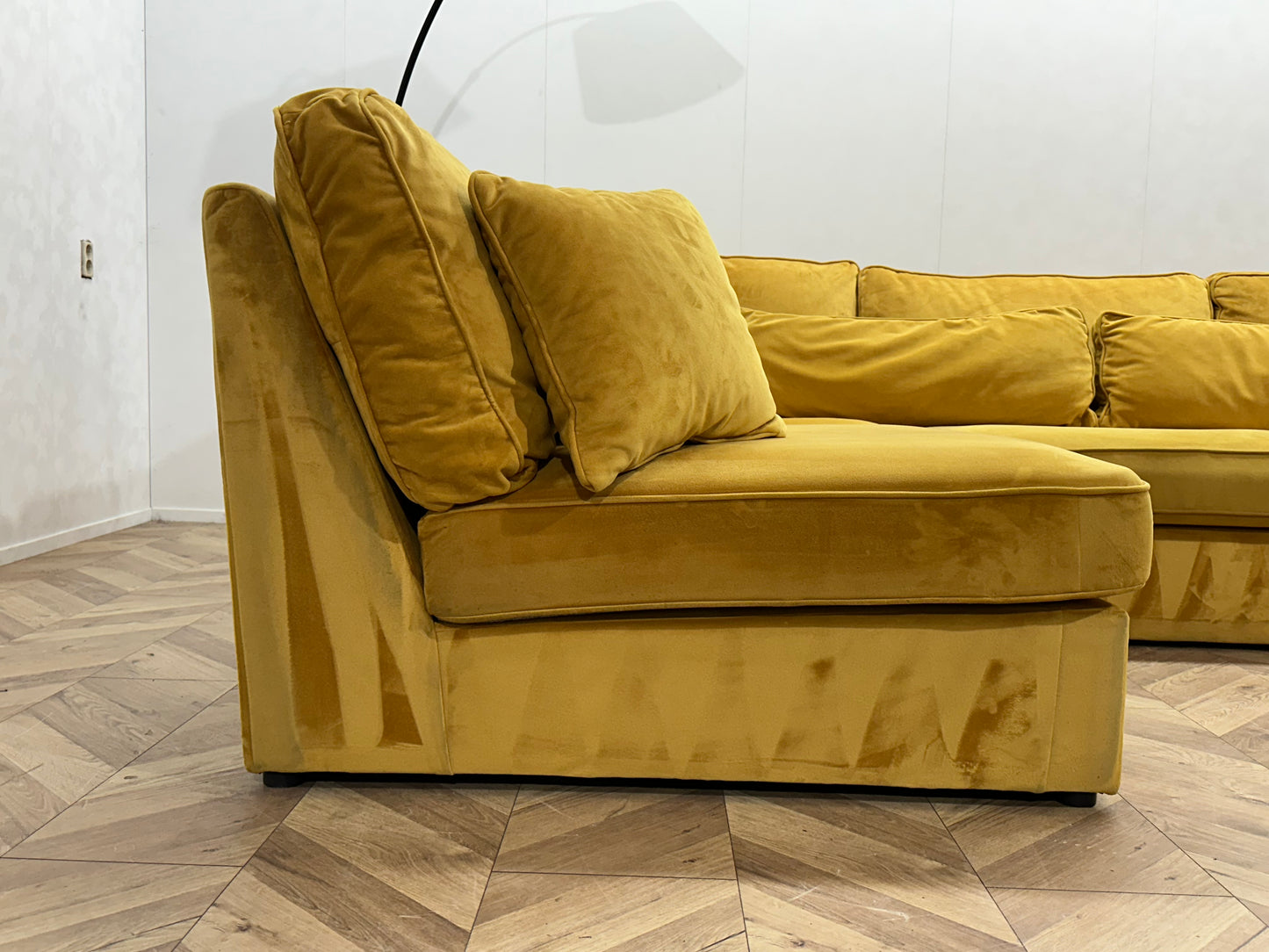 Gele Ruime Velvet U Bank ~ Losse Kussens Met Afneembare Hoezen