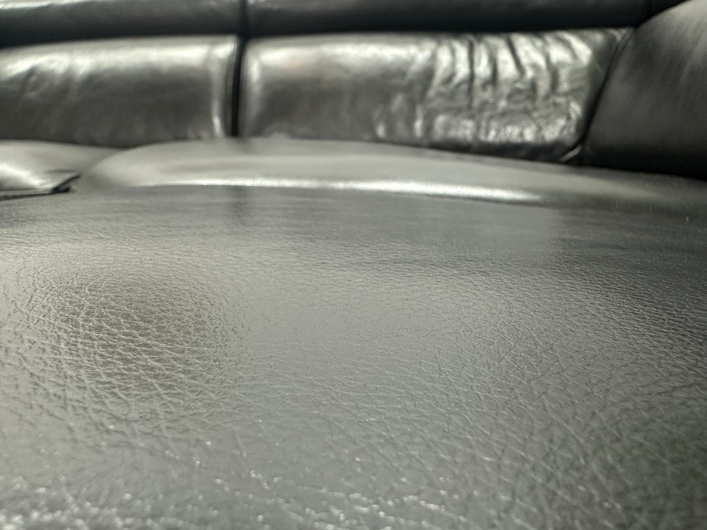 Zwart Echt Lederen Ruime Hoekbank ~ Relaxfunctie ~ Kleine Opbergruimte ~ Verstelbare Hoofdsteunen