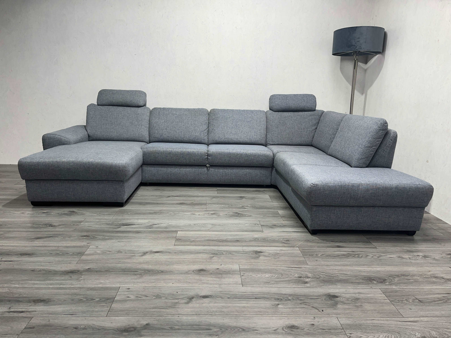 Licht Grijs / Blauwe U Bank Met Slaapfunctie ~ Nieuwstaat