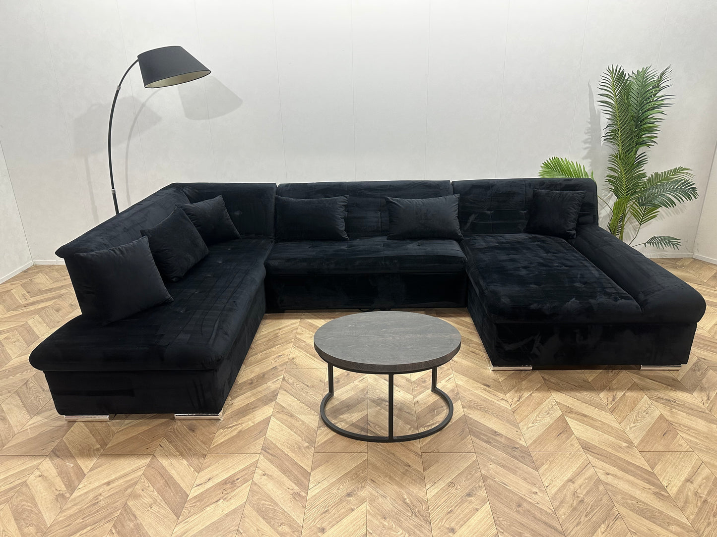 !Showroommodel! Zwarte Velvet U Bank ~ Slaapfunctie ~ Opbergruimte